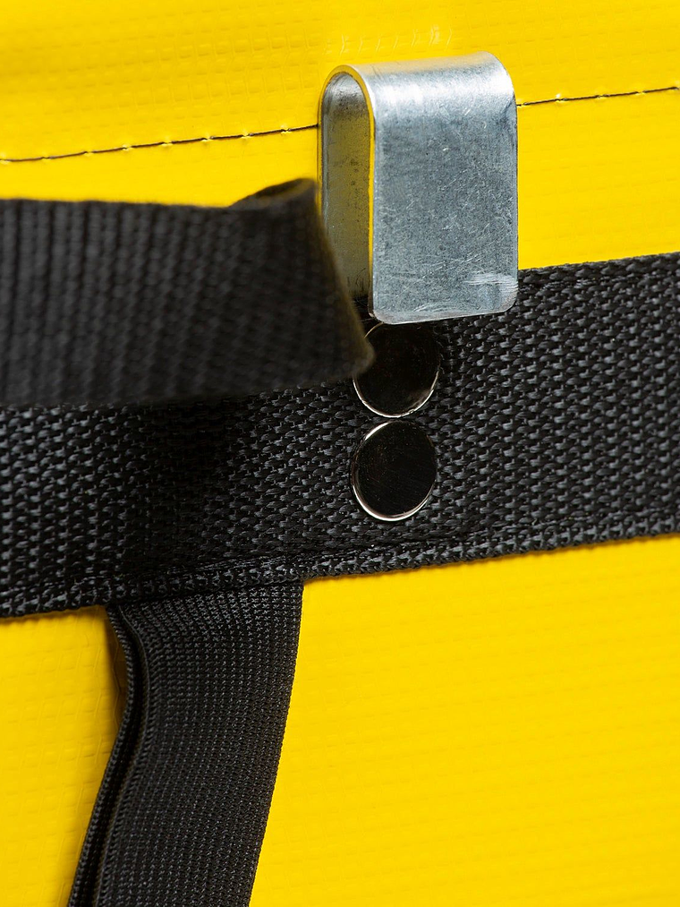 Alforja Australis OnWheels! impermeable amarilla 6