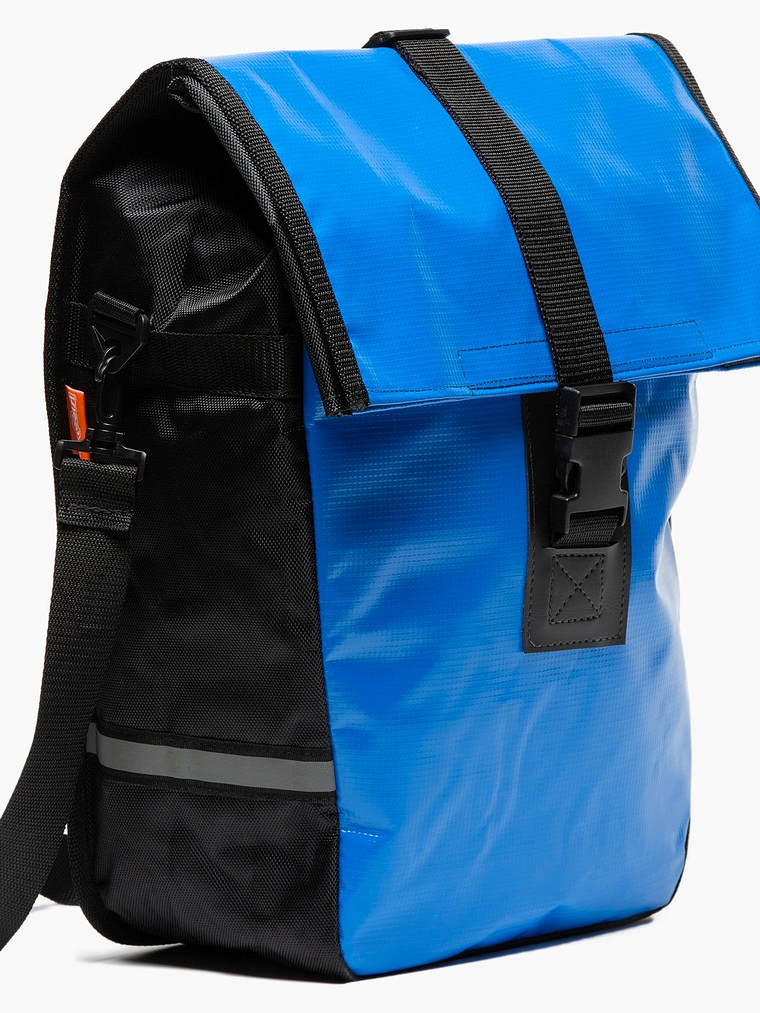 Alforja Australis OnWheels! impermeable azul 4