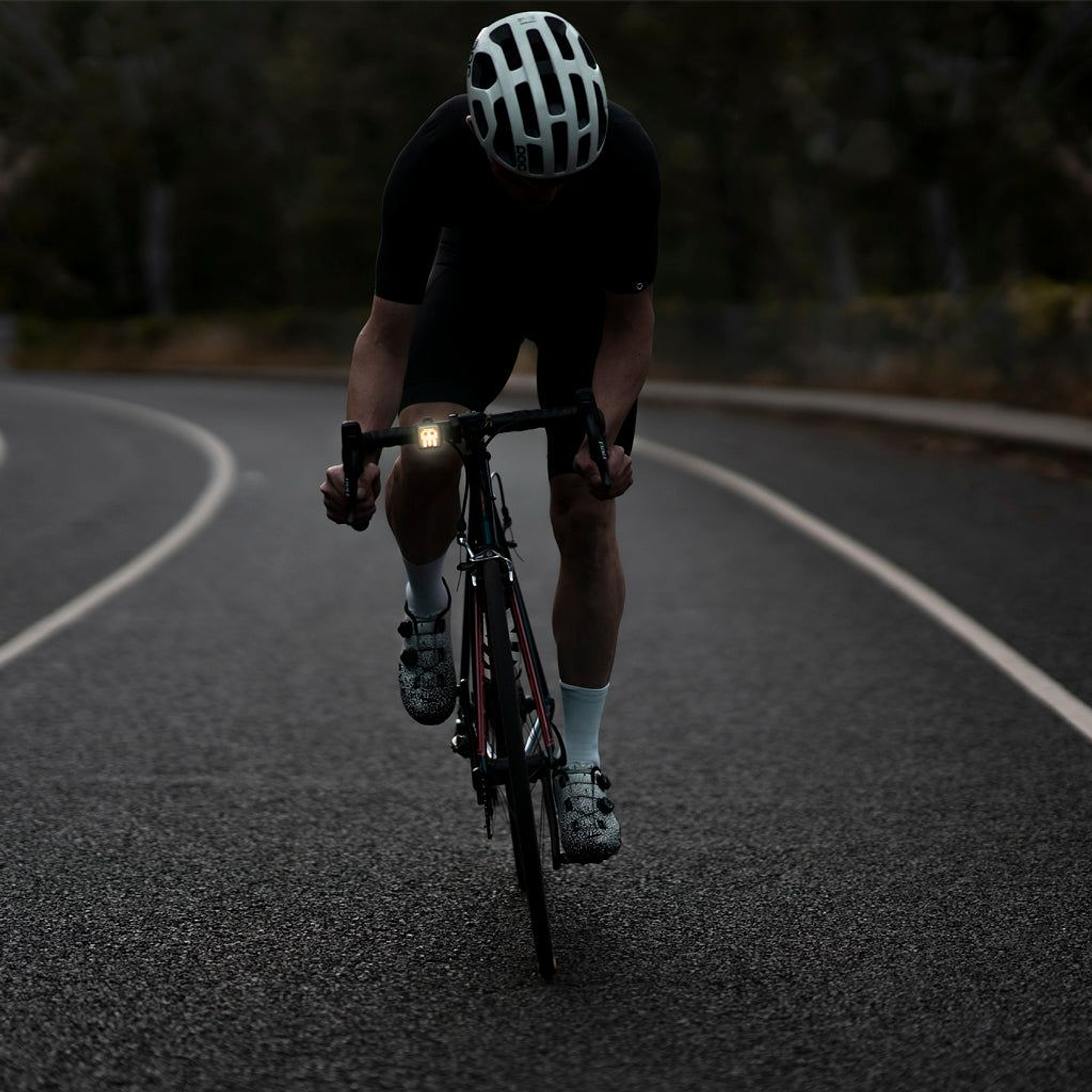 Luz Trasera Para Bicicleta Blinder Skull Black Rear 5