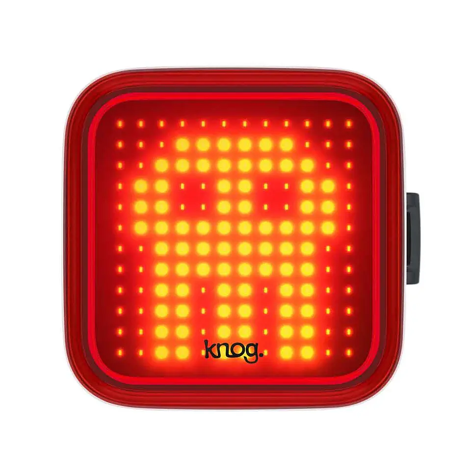 Luz Trasera Para Bicicleta Blinder Skull Black Rear 1