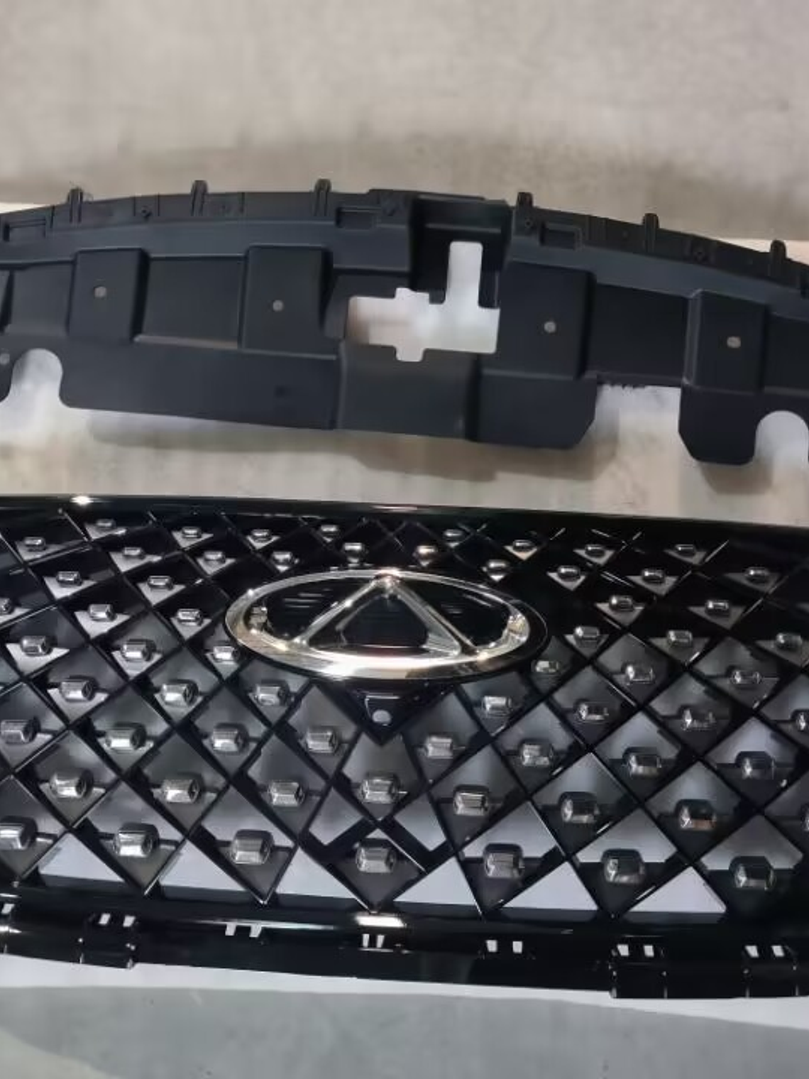 MASCARA RADIADOR TIGGO 4 2