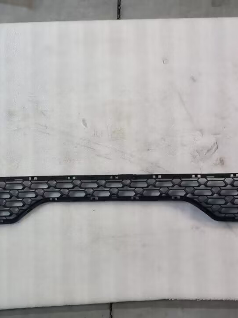 REJILLA PARACHOQUE DELANTERO TIGGO 2 1