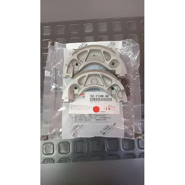 Juego De Balatas Trasera Yamaha Cygnus Ray Zr 125 Original 4