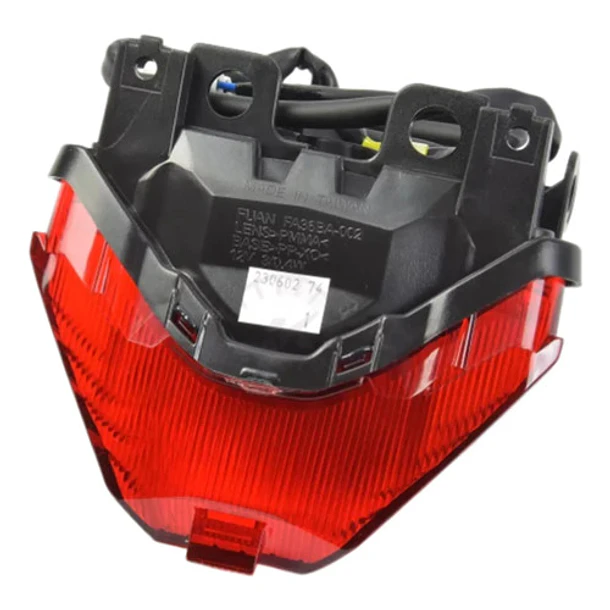 Foco Trasero Yamaha R3 R3a Mt03 Mt03a Original 4