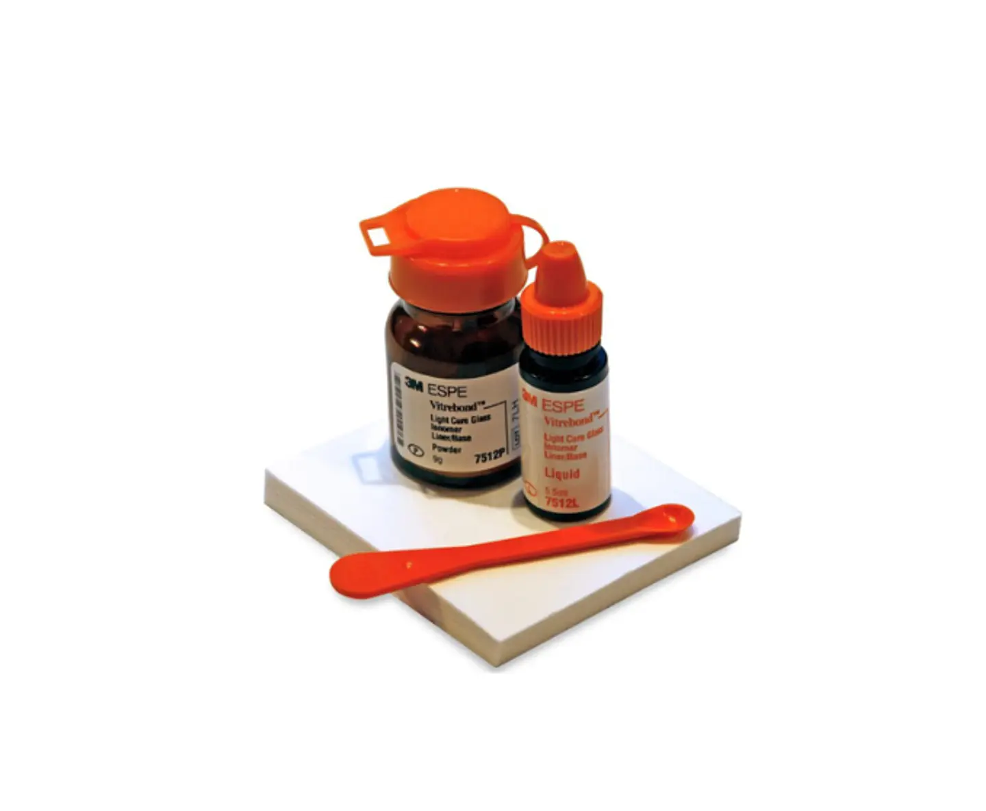 Restaurador Dental fotocurable 3M™ Vitrebond™, cuchara y block de mezcla, 9 g polvo y 5,5 ml líquido 1