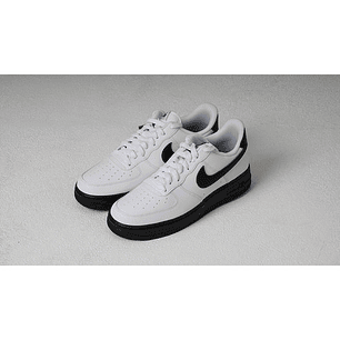 나이키 에어 포스 흰검 CK7663-101