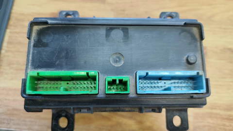 MODULO CONTROL VECU VOLVO 21067820