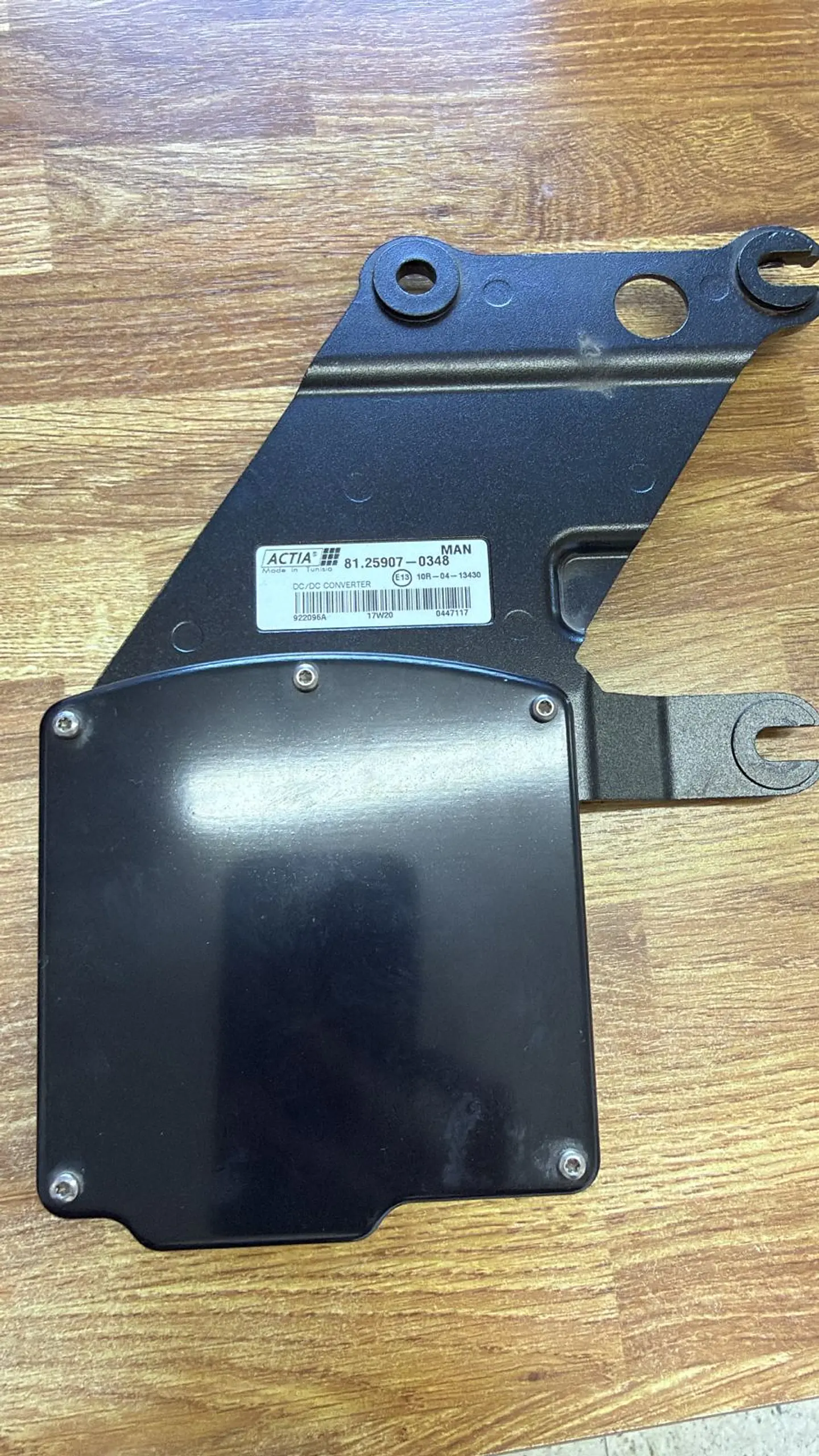 CONVERTIDOR DC MAN 81.25907-0348 1