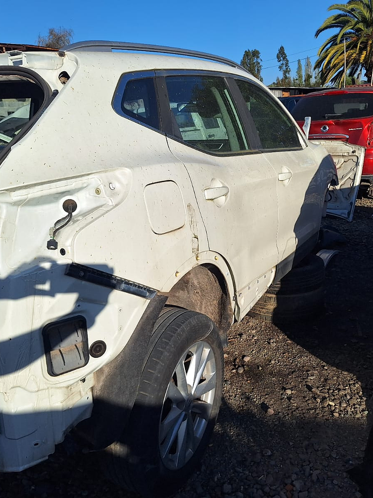 Nissan Qashqai 2.0cc automatica año 2018 en desarme 3