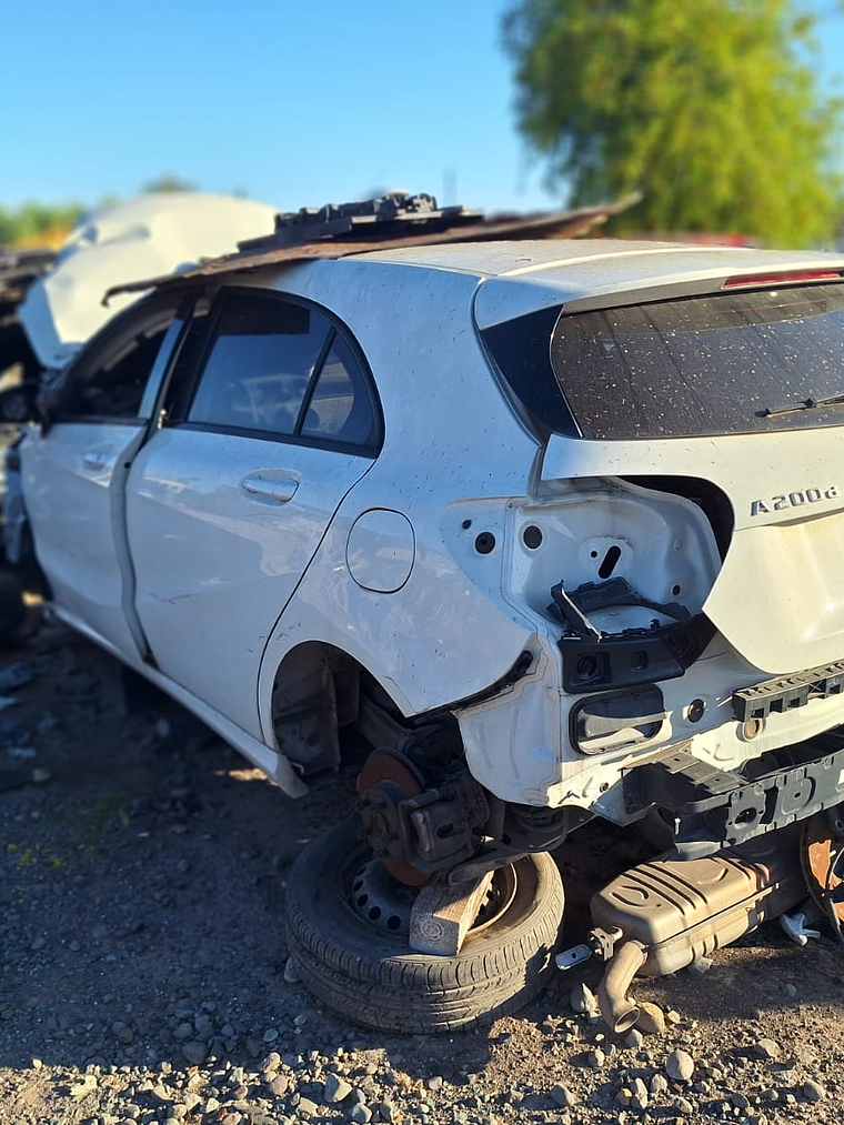 Mercedes Benz A200 Diesel año 2017 en desarme 1