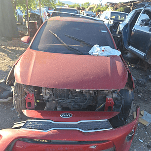 Kia Rio 4 1.4cc año 2021 en desarme