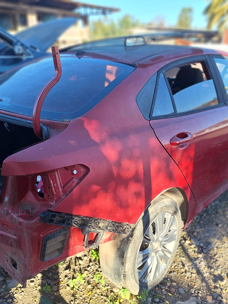 Kia Rio 4 1.4cc año 2021 en desarme 2