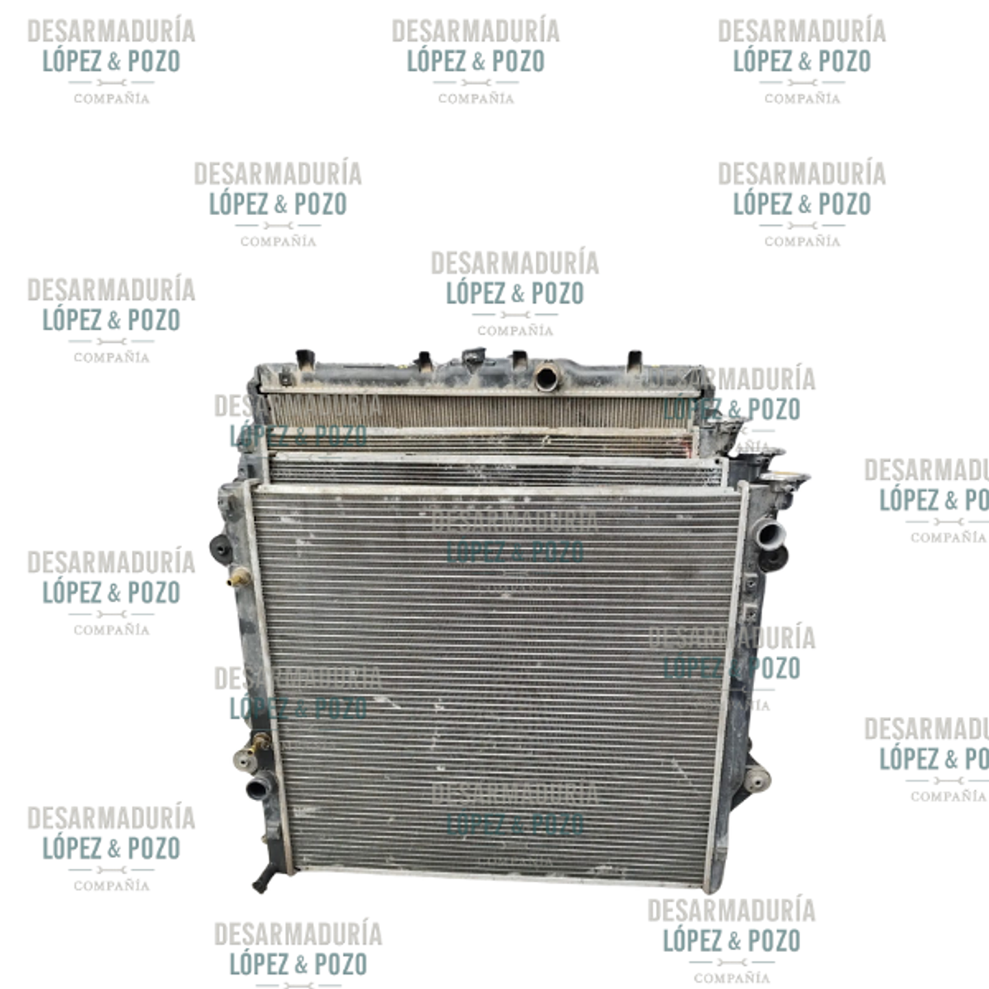 RADIADOR DE AGUA TOYOTA 4RUNNER 2004-2010 1