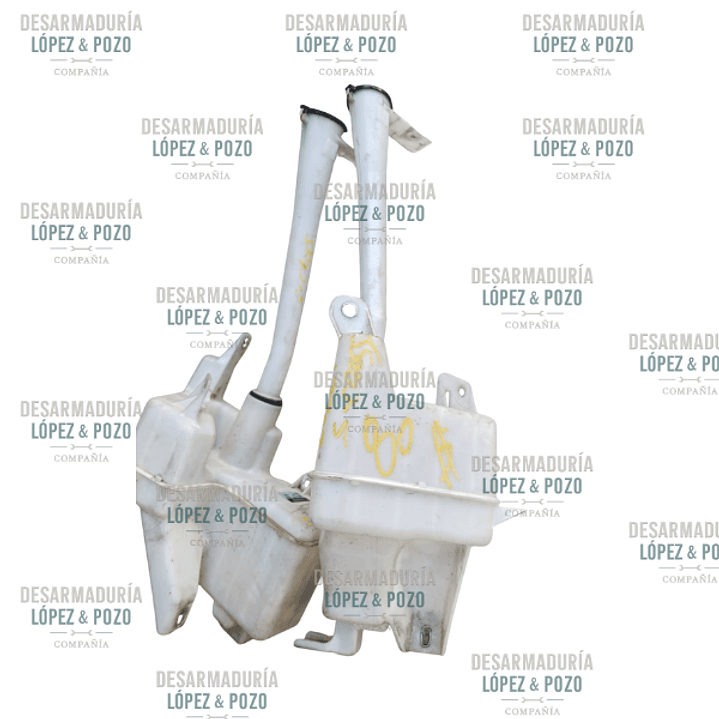 DEPOSITO LIMPIAPARABRISAS TOYOTACOROLLA SCROSS 2022 1