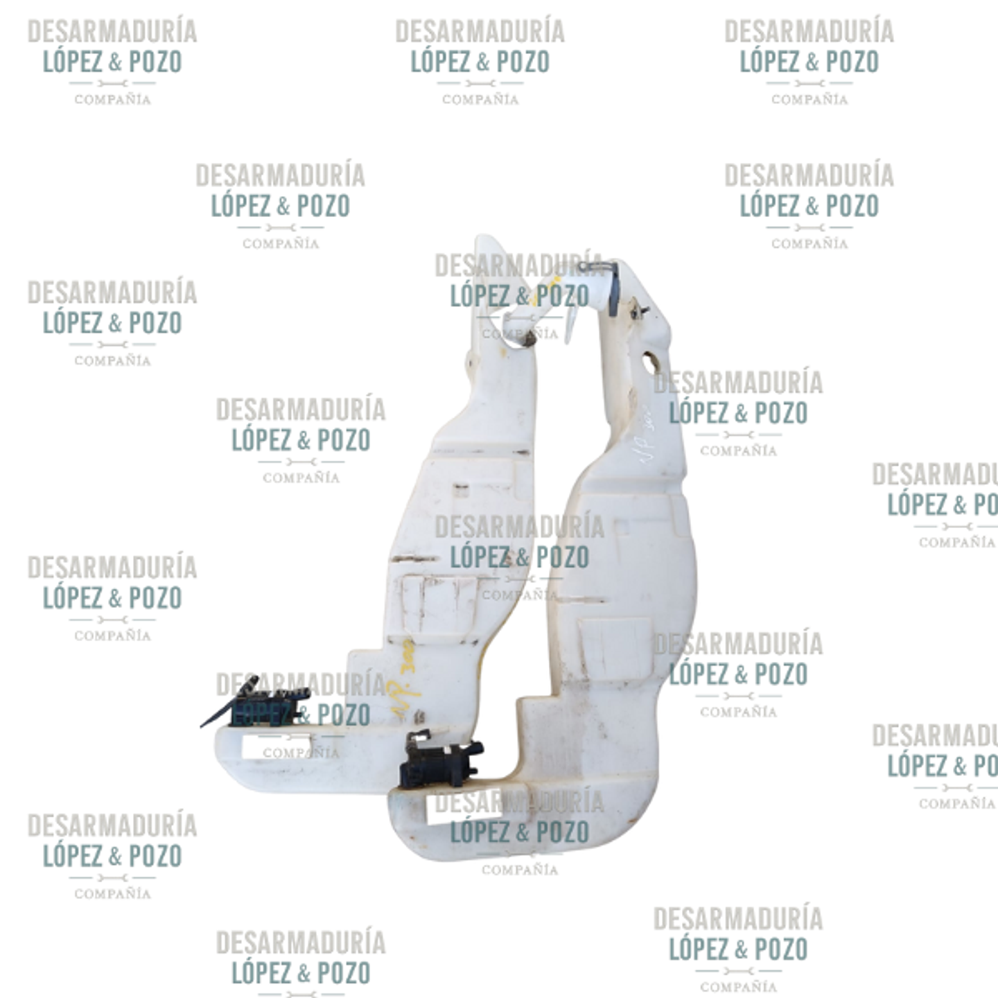 DEPOSITO LIMPIAPARABRISAS NISSAN NP300 2018-2019 1