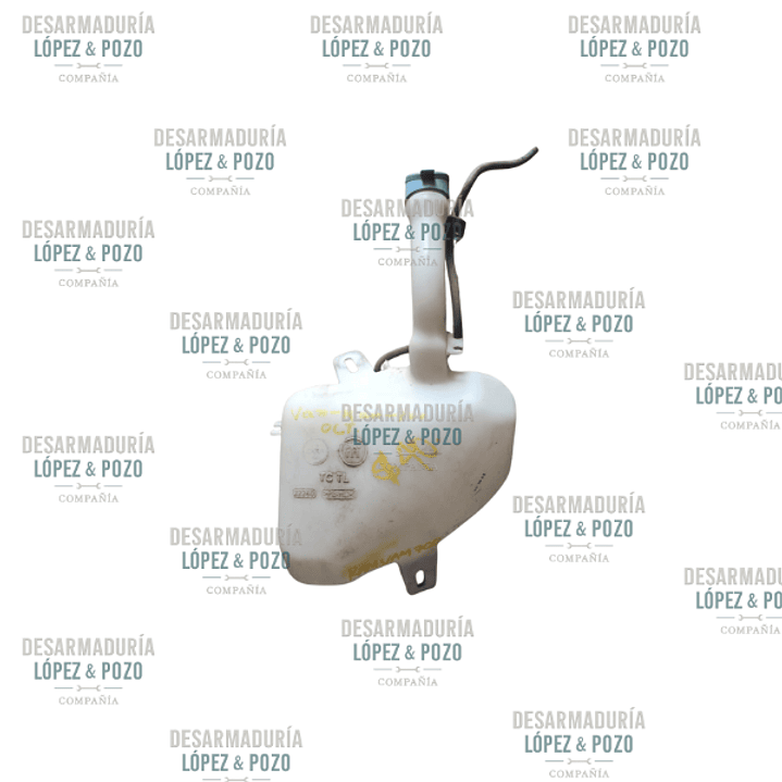 DEPOSITO LIMPIAPARABRISAS RAMVAN700 2020 1