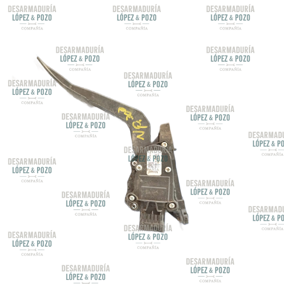 PEDAL DE FRENO NISSAN NP300 2018-2019 1