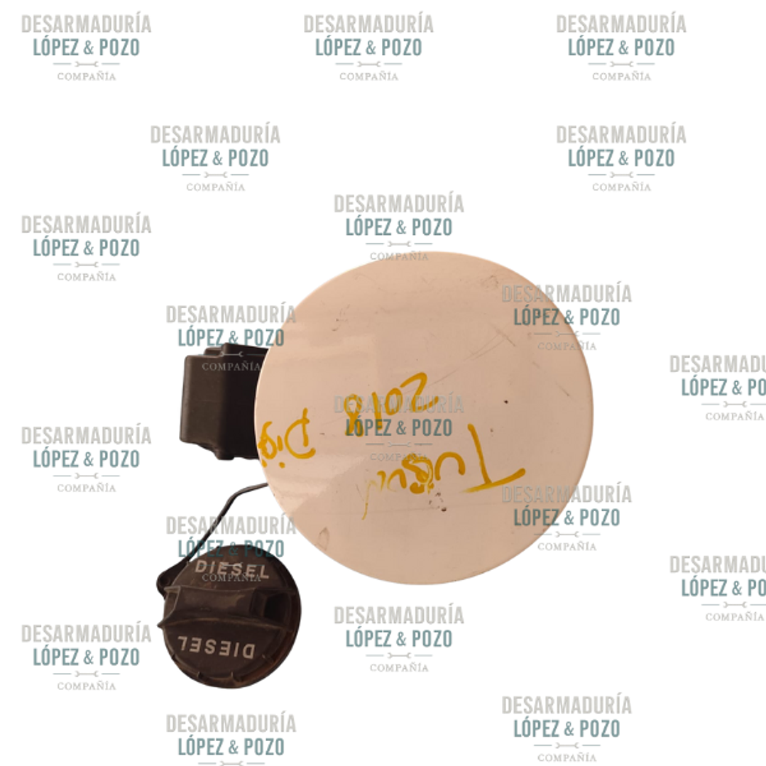 TAPA EXTERIOR DE BENCINA HYUNDAITUCSON28 2018-2019 1