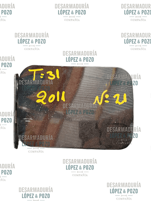 TAPA EXTERIOR DE BENCINA NISSANXTRAIL T31 2019-2020