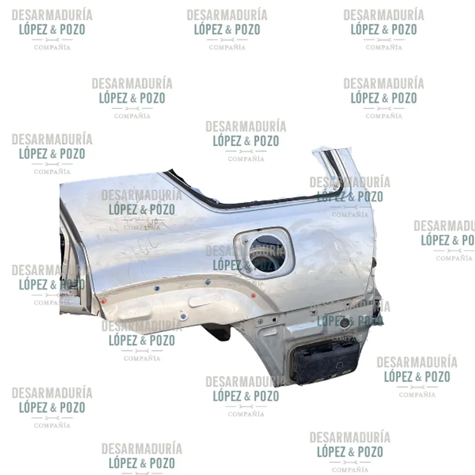 COSTADO TRASERO IZQUIERDO LH TOYOTA 4RUUNER AÑO 2010 1