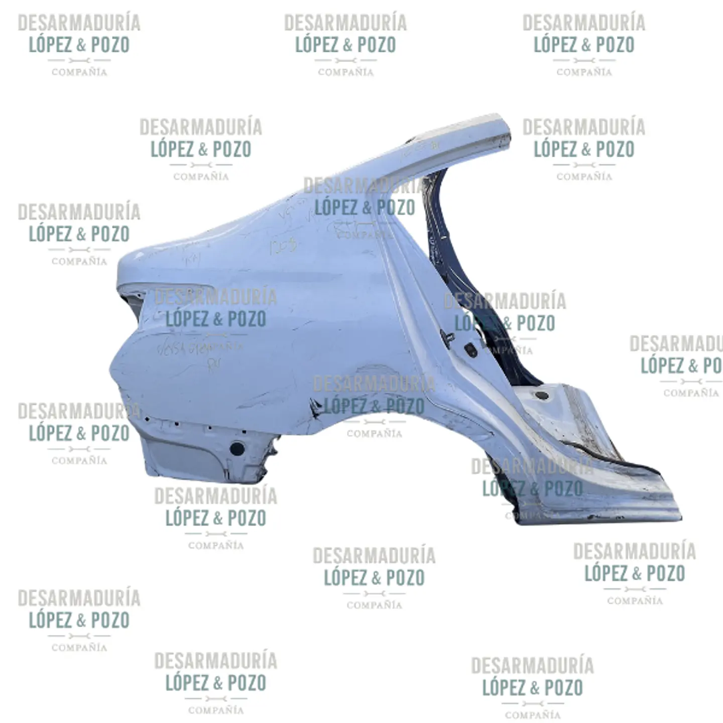 COSTADO TRASERO DERECHO RH NISSAN VERSA 1