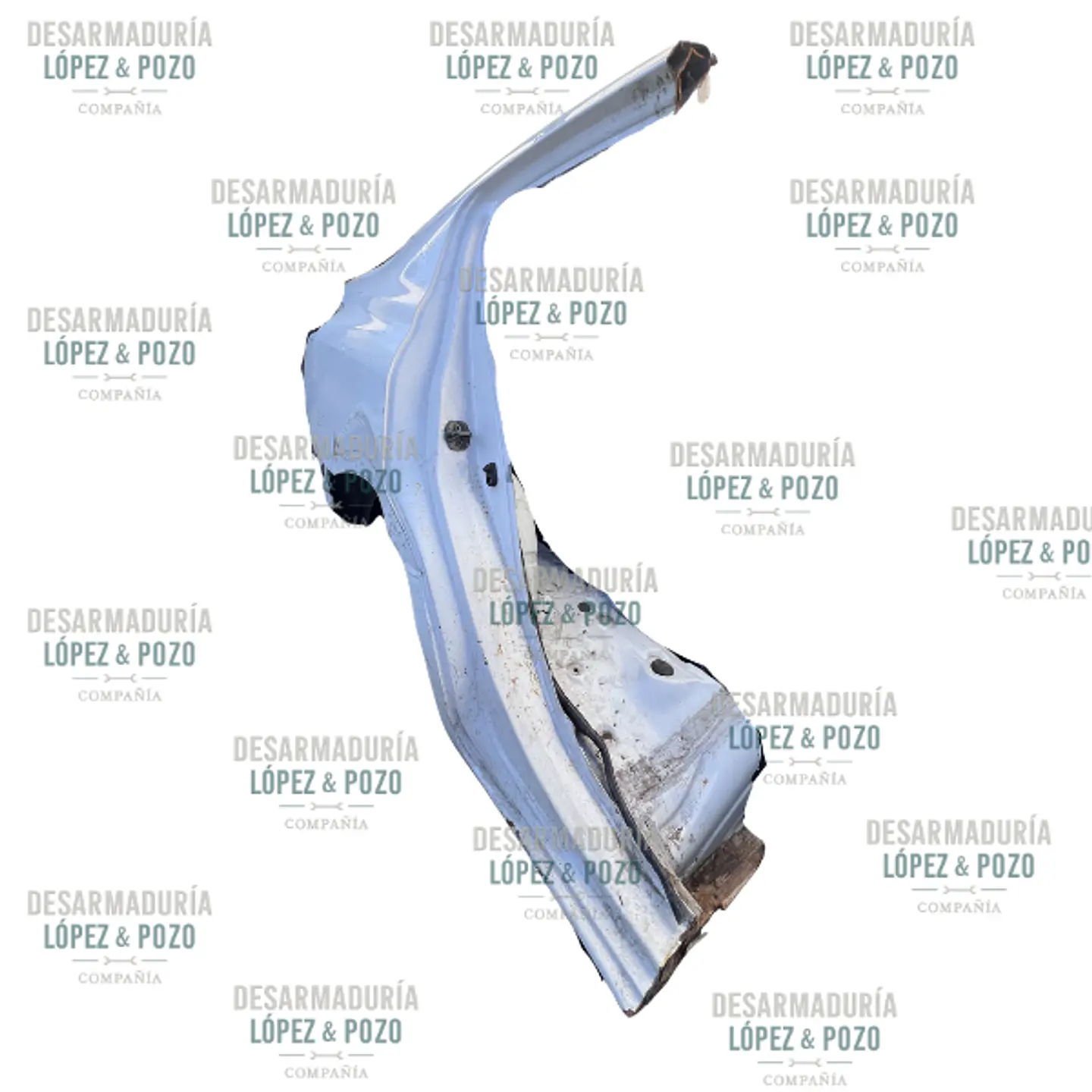 COSTADO TRASERO DERECHO RH NISSAN VERSA 3