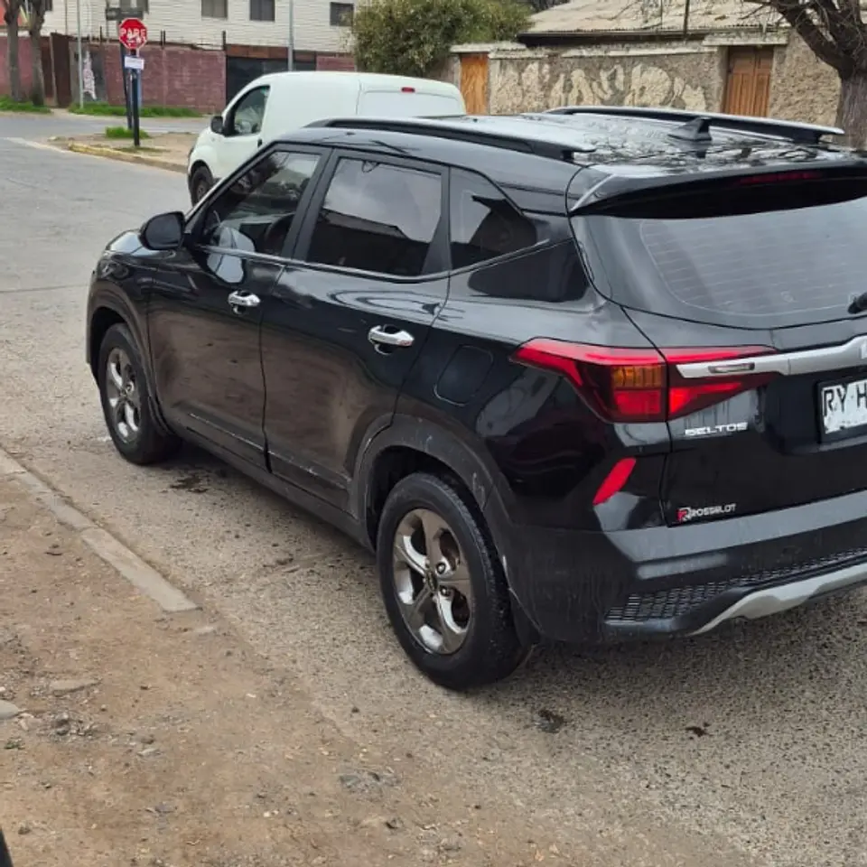  EN VENTA KIA SELTOS 1.6 MECANICA AÑO 2022 3