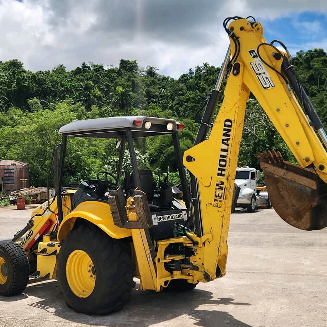 Botella Pata Estabilizadora New Holland B95  1