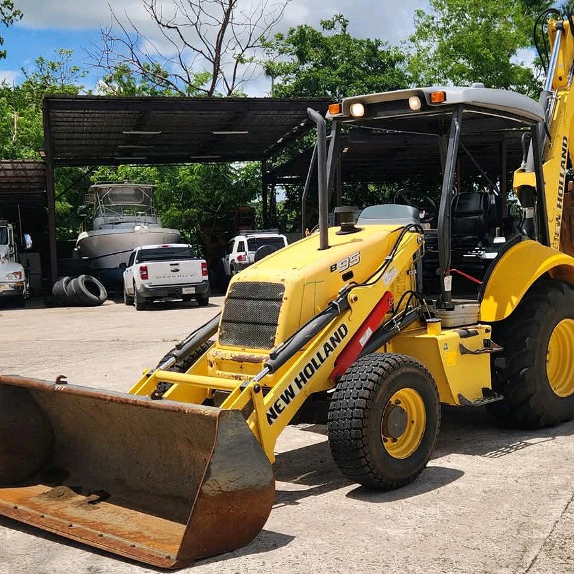 Botella Pata Estabilizadora New Holland B95  4