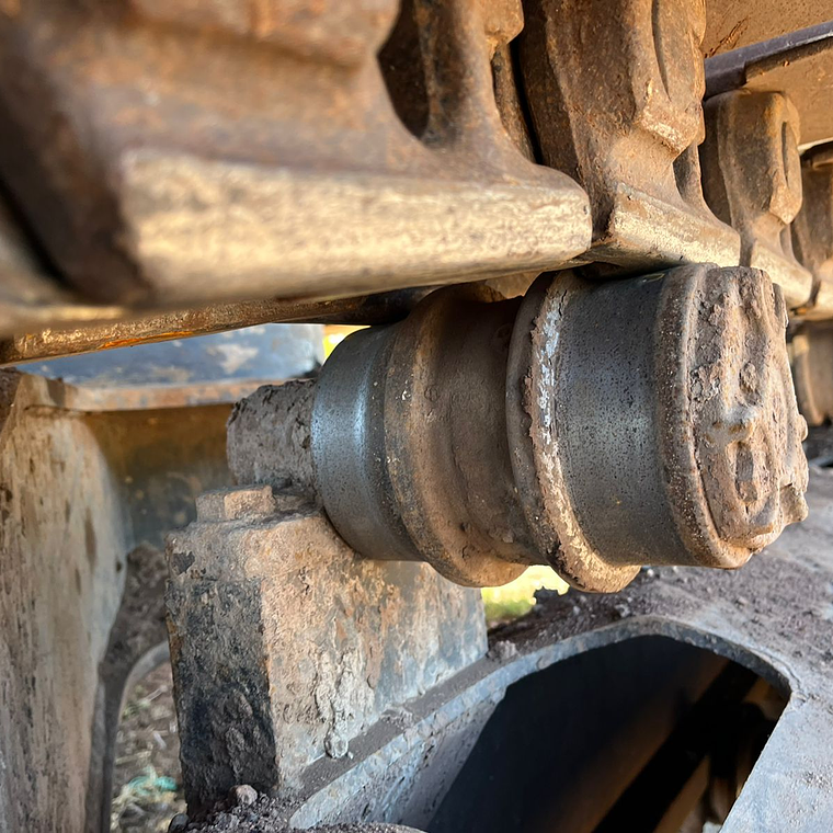 Excavadora JCB JS 220 LC En Desarme Con Sus Repuestos Originales Con Su Garantía. 6