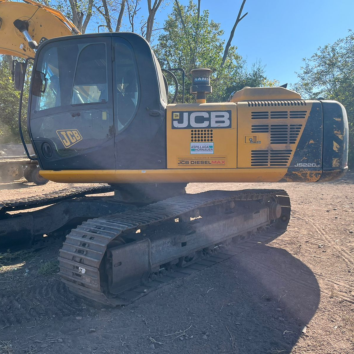 Excavadora JCB JS 220 LC En Desarme Con Sus Repuestos Originales Con Su Garantía. 17