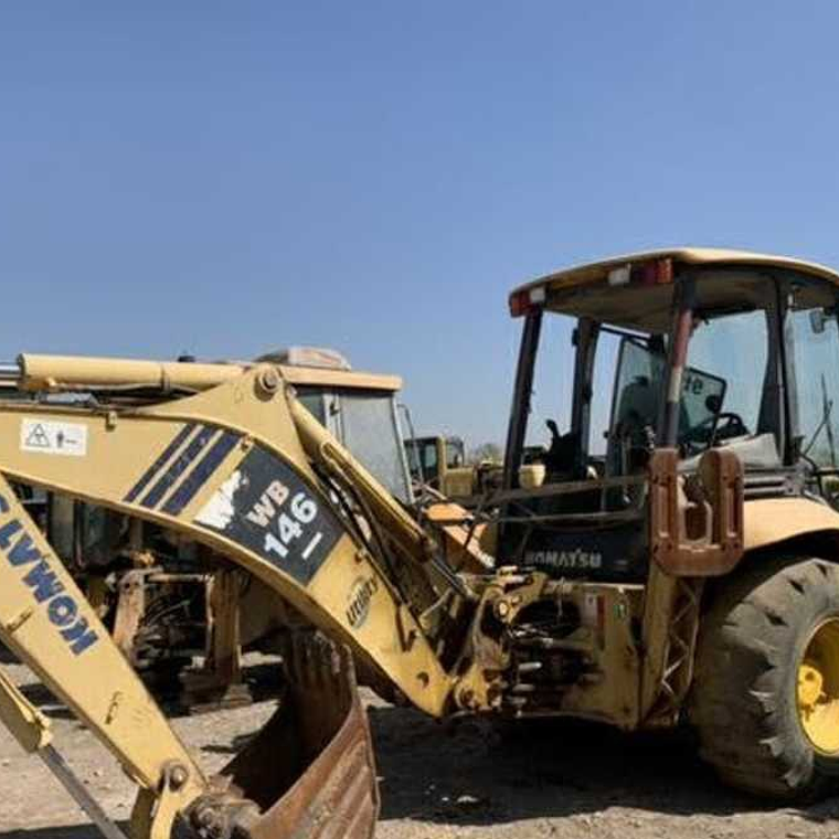 Maza Delantera Izquierda Retroexcavadora Komatsu WB146 2