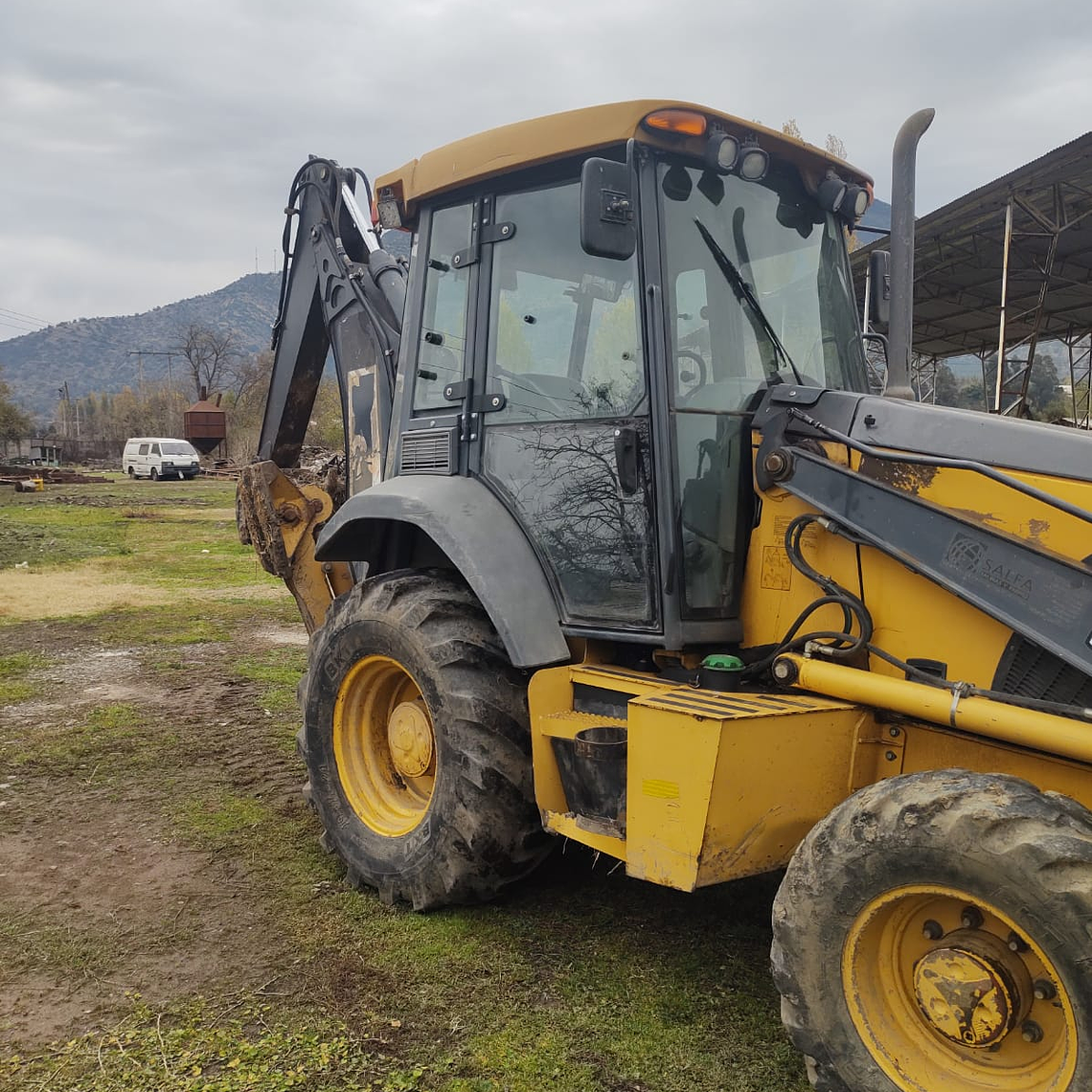 Pantalla Retroexcavadora Jhon Deere 310K 4x4 (2013) 2