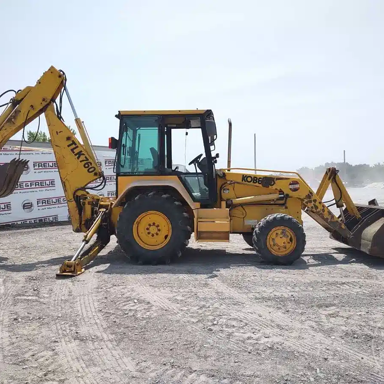 Válvula de Presión Retroexcavadora Massey Fergurson 760 (1997) 1