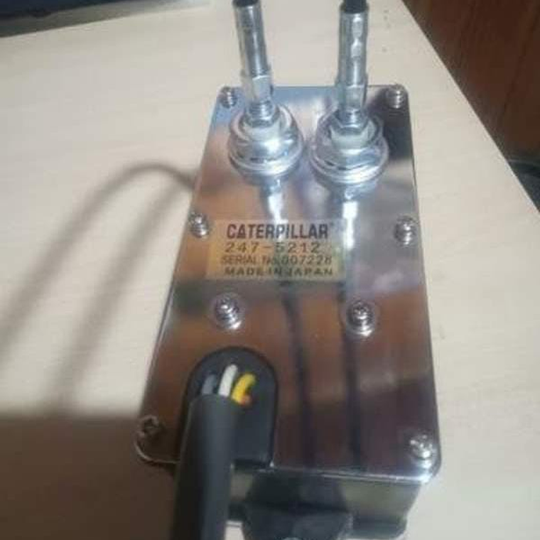 Motor de Aceleración Excavadora Caterpillar 320C 2