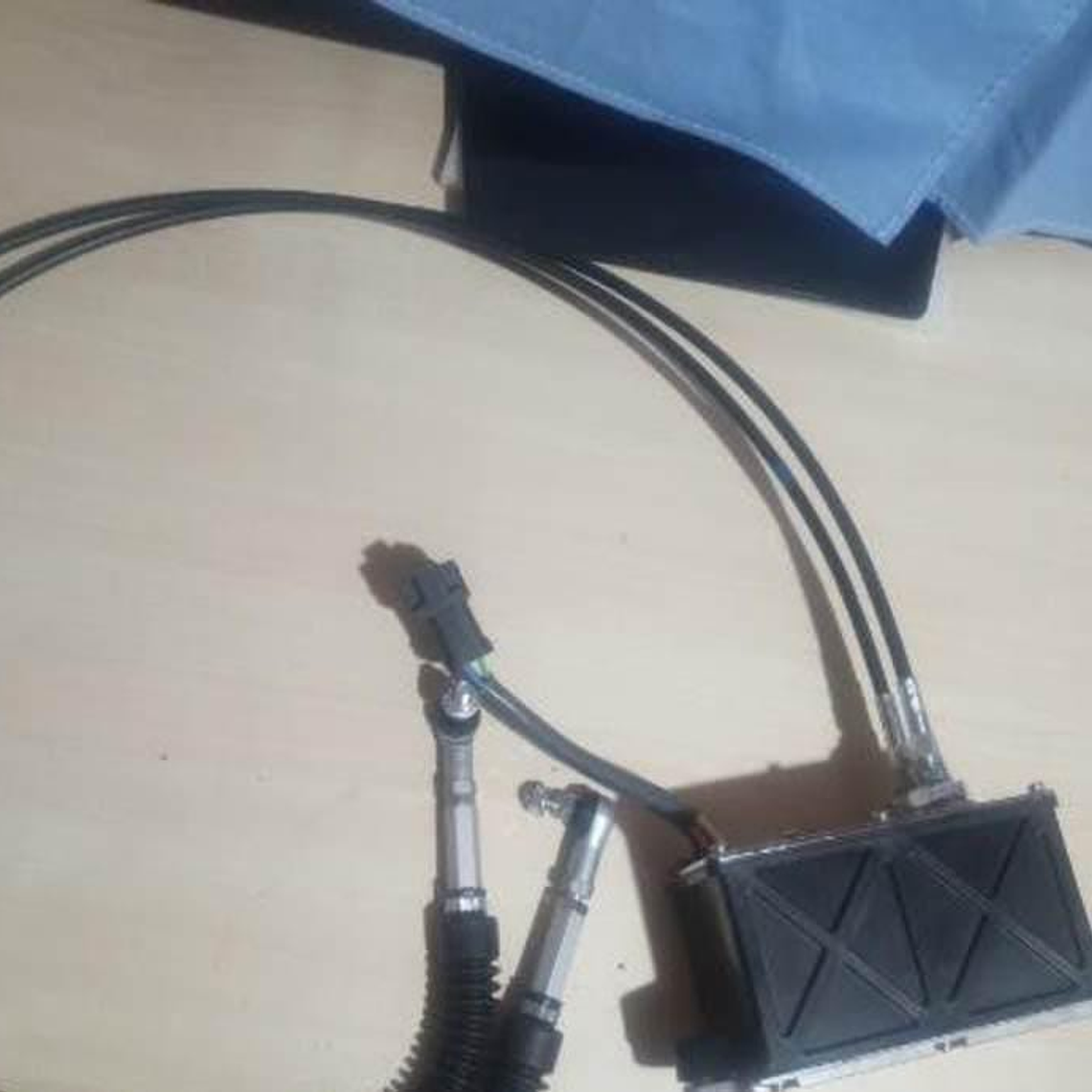 Motor de Aceleración Excavadora Caterpillar 320C 3