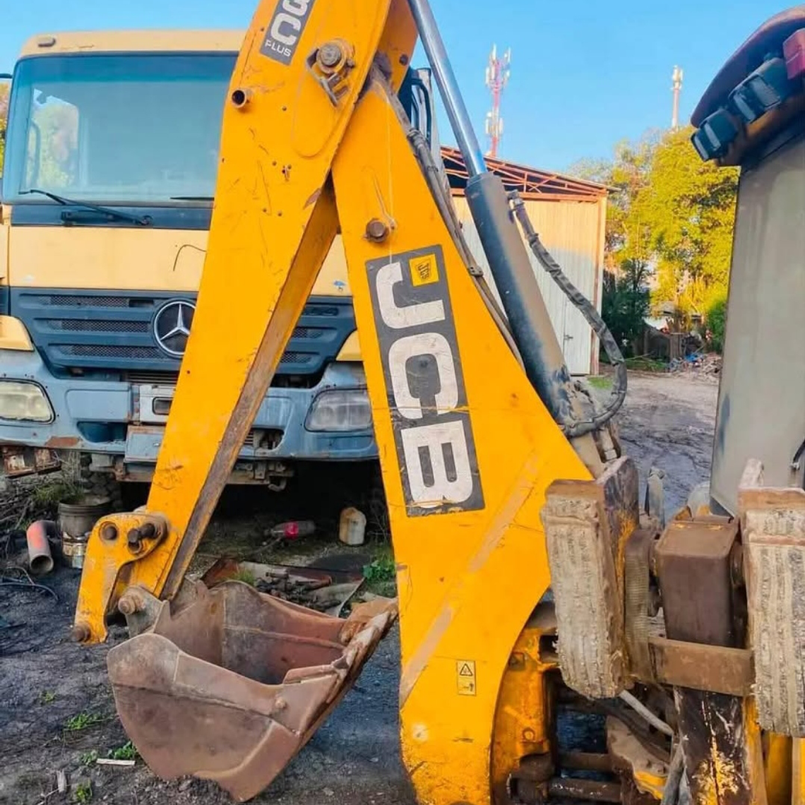 Radiador Retroexcavadora JCB 4