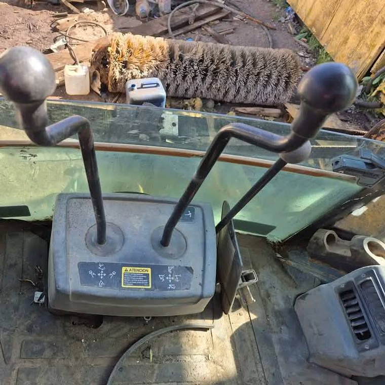 Caja de Transmisión Jhon Deere 310J  1