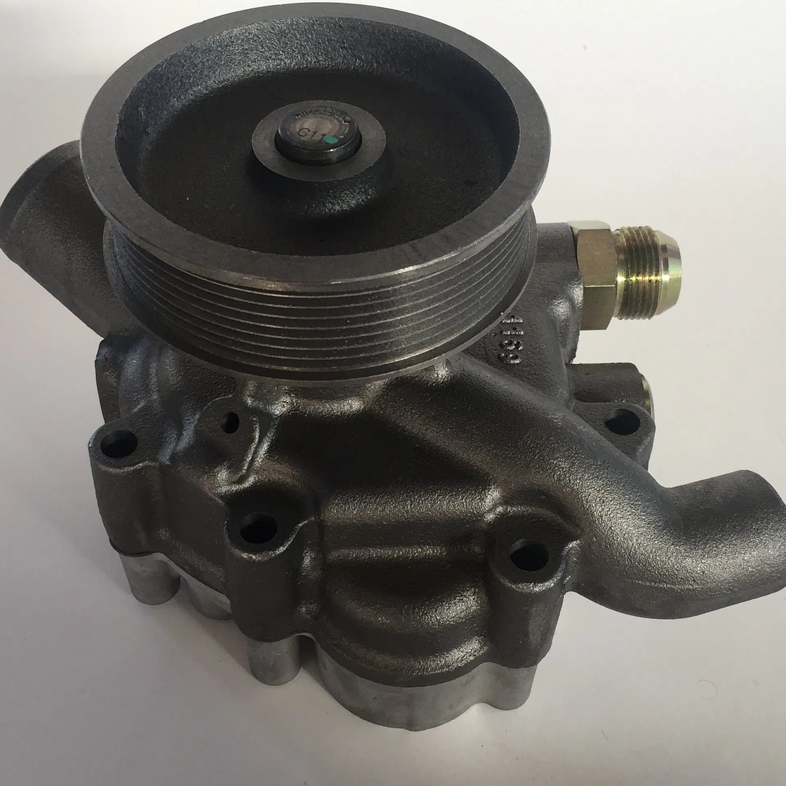 Bomba de Agua Excavadora Caterpillar 329D 3