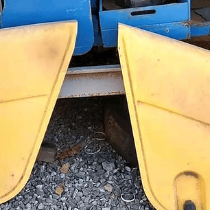 Par Tapas de Motor Retroexcavadora New Holland LB90