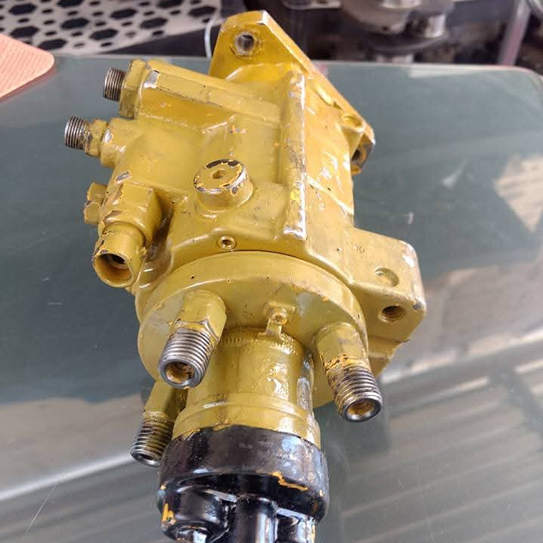 Bomba Inyectora Jhon Deere 310G 5