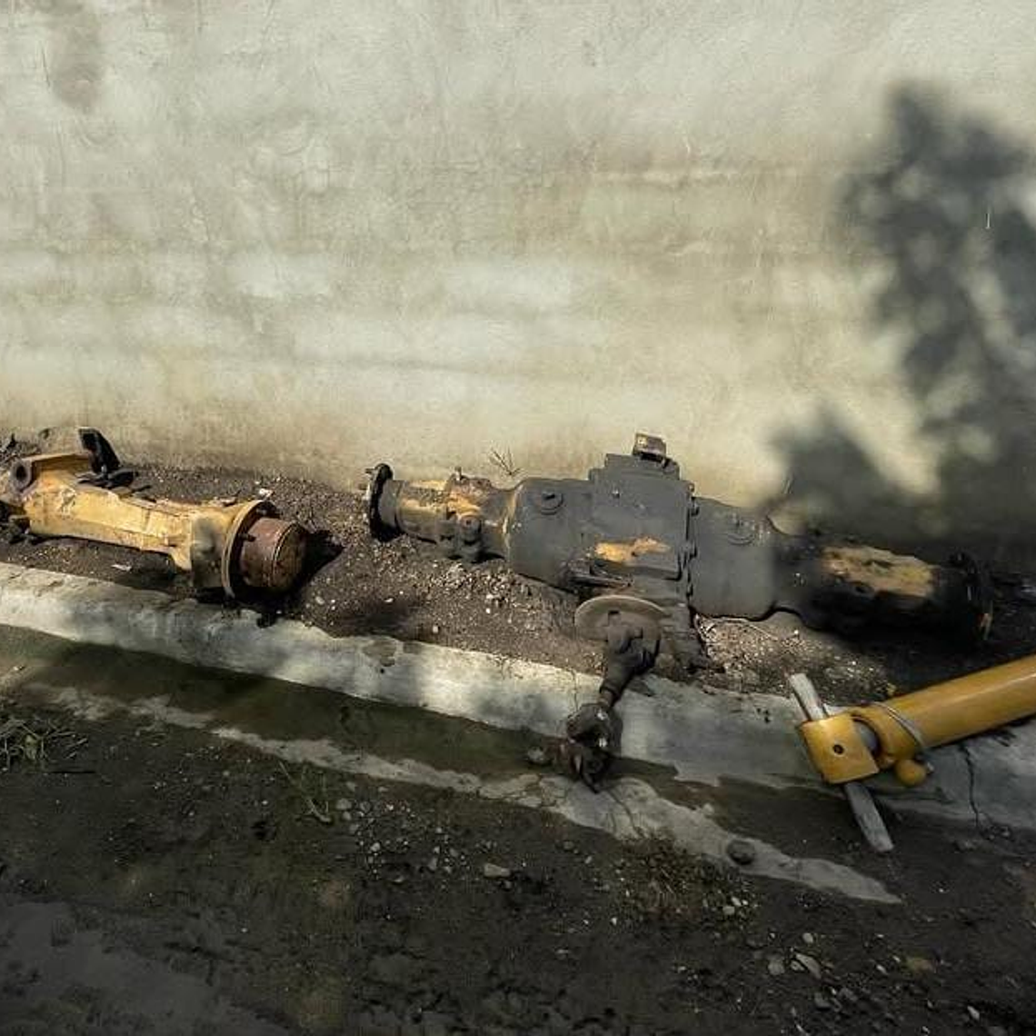 Botella Aguilon Caterpillar 416D 1