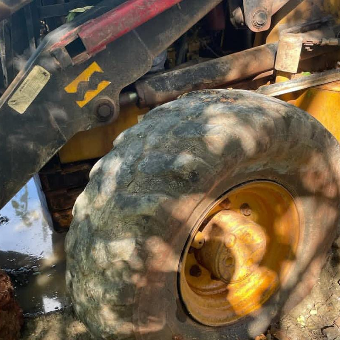 Botella Aguilon Caterpillar 416D 3