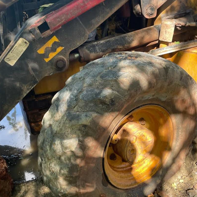 Botella Aguilon Caterpillar 416D 3