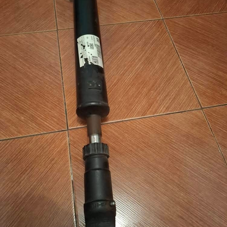 Cardan Delantero Caterpillar 416E 2