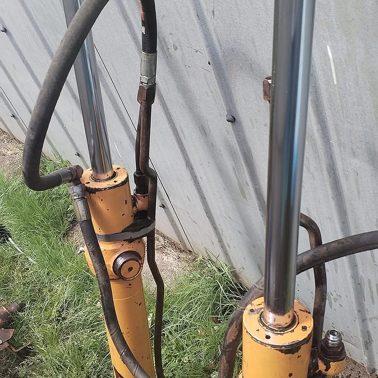 Botellas Hidráulicas Case 580 10