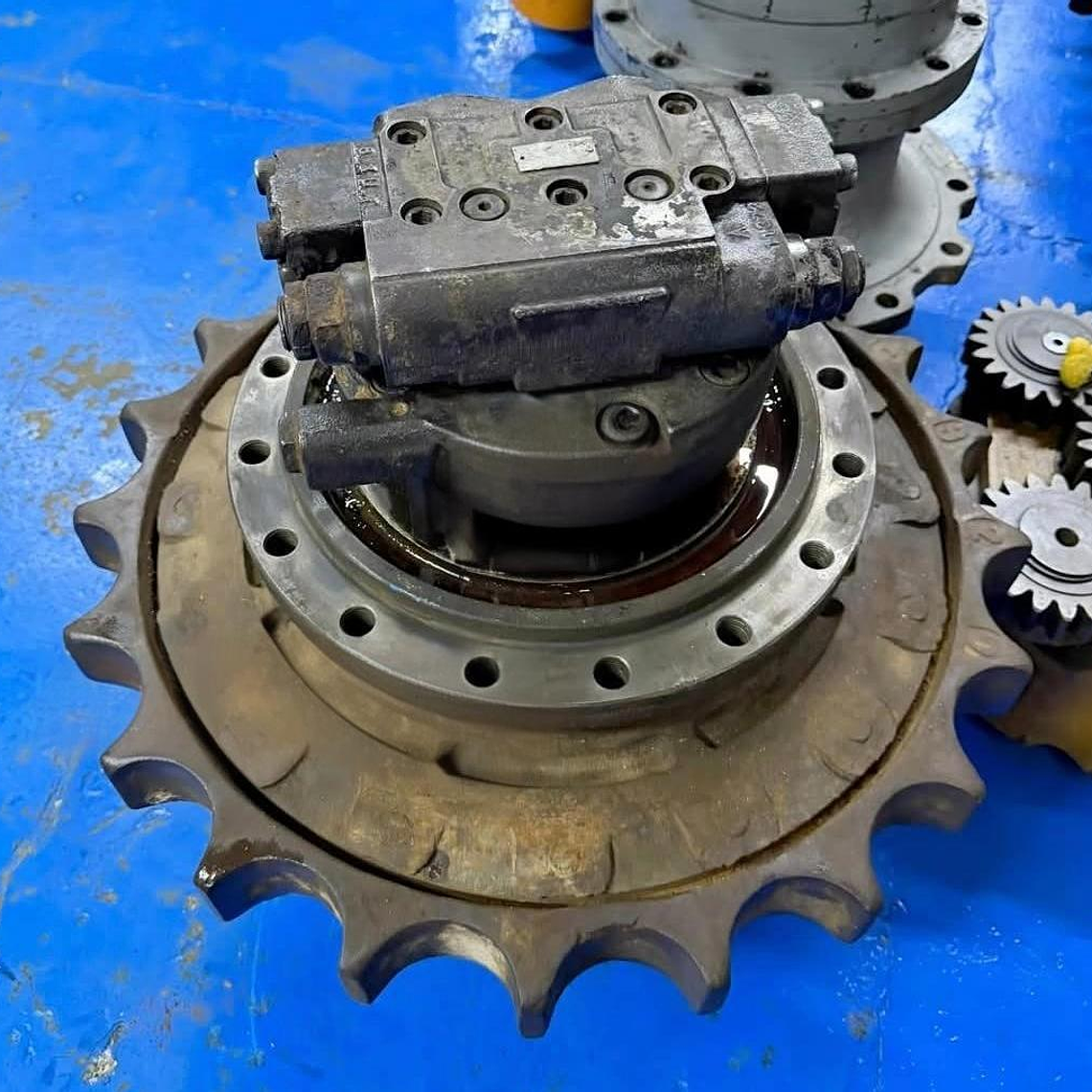 Mando Final o Motor de Traslación Excavadora Caterpillar 1