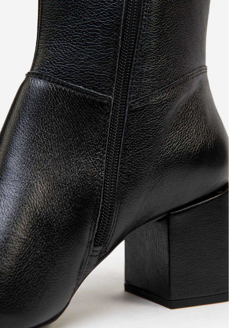 Select BOTAS LUXE GRACE 4