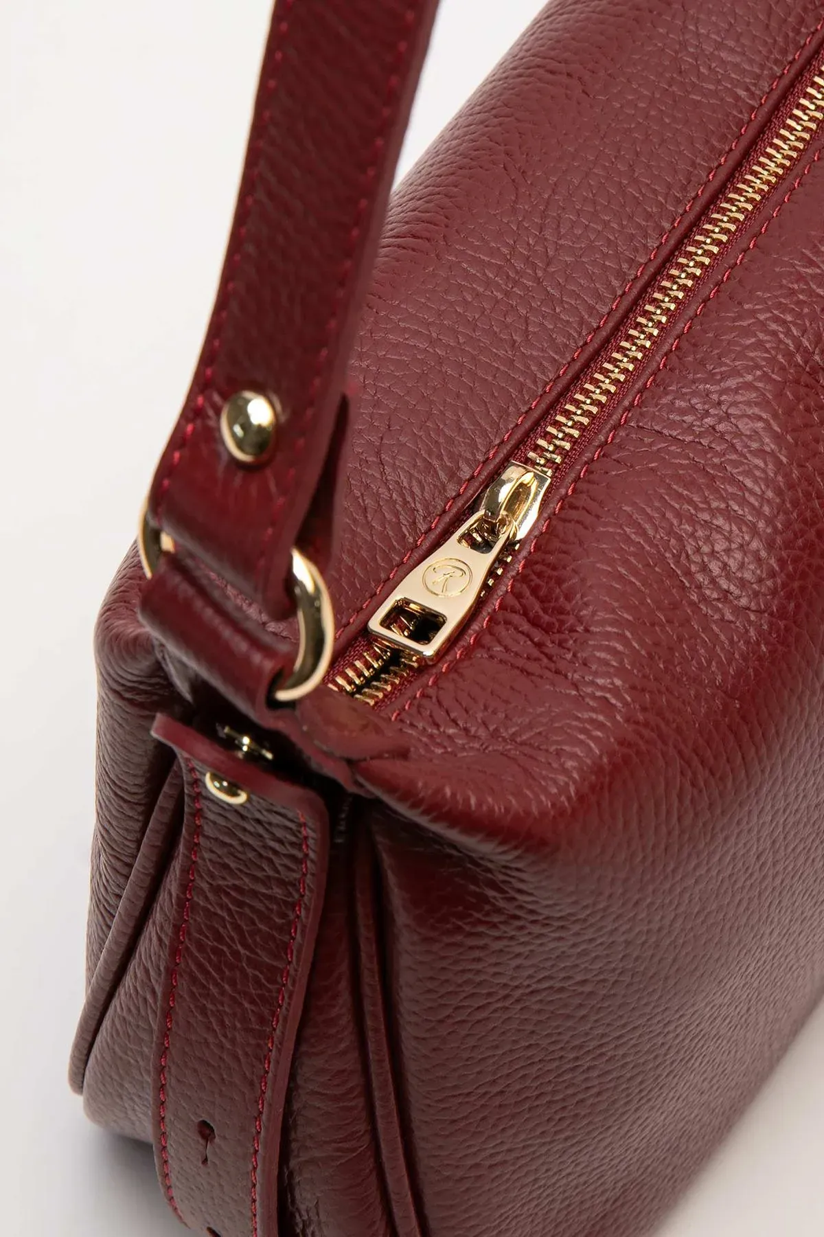 CARTERA CUERO CADENCE 6