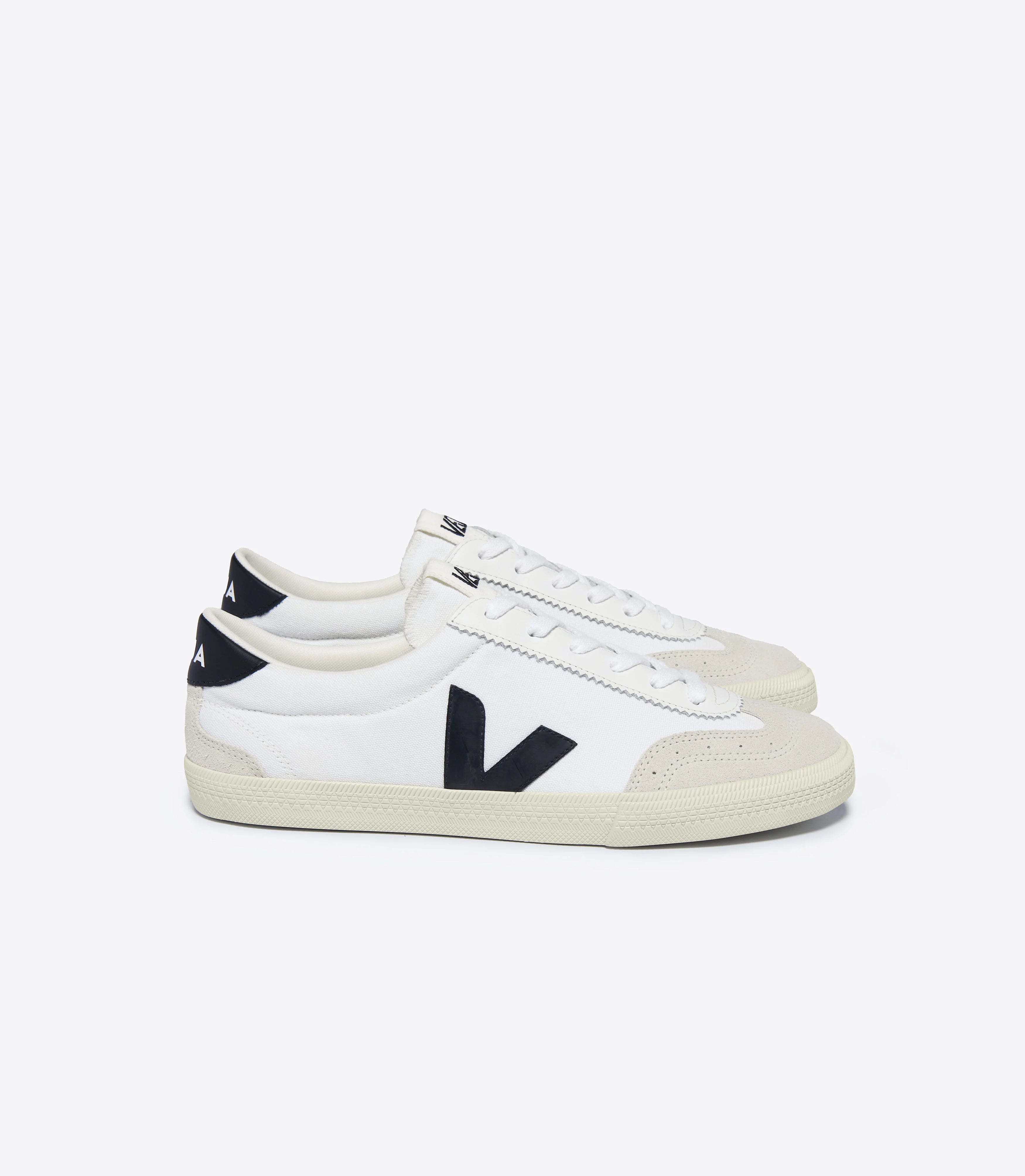 Zapatillas VEJA VOLLEY VO0103524 Blanco 1